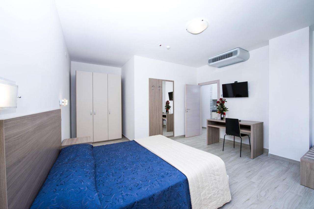 מיסאנו אדריאטיקו Ciccio Hotel מראה חיצוני תמונה